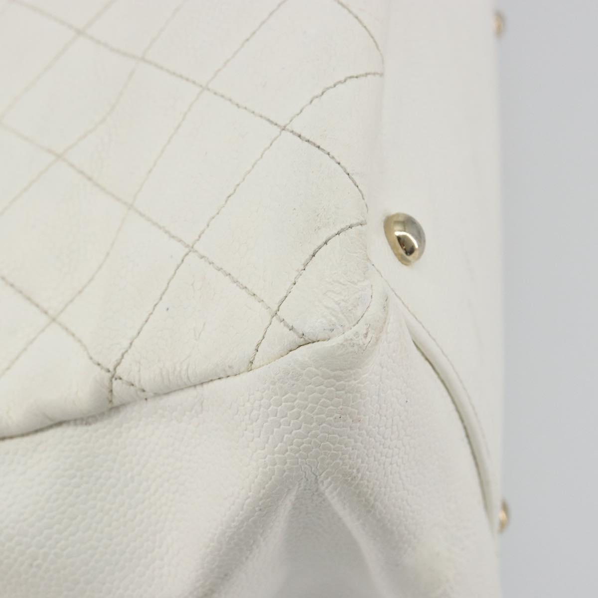 CHANEL Matelasse Chain Shoulder Bag Caviar Skin White Gold CC Auth BA13999