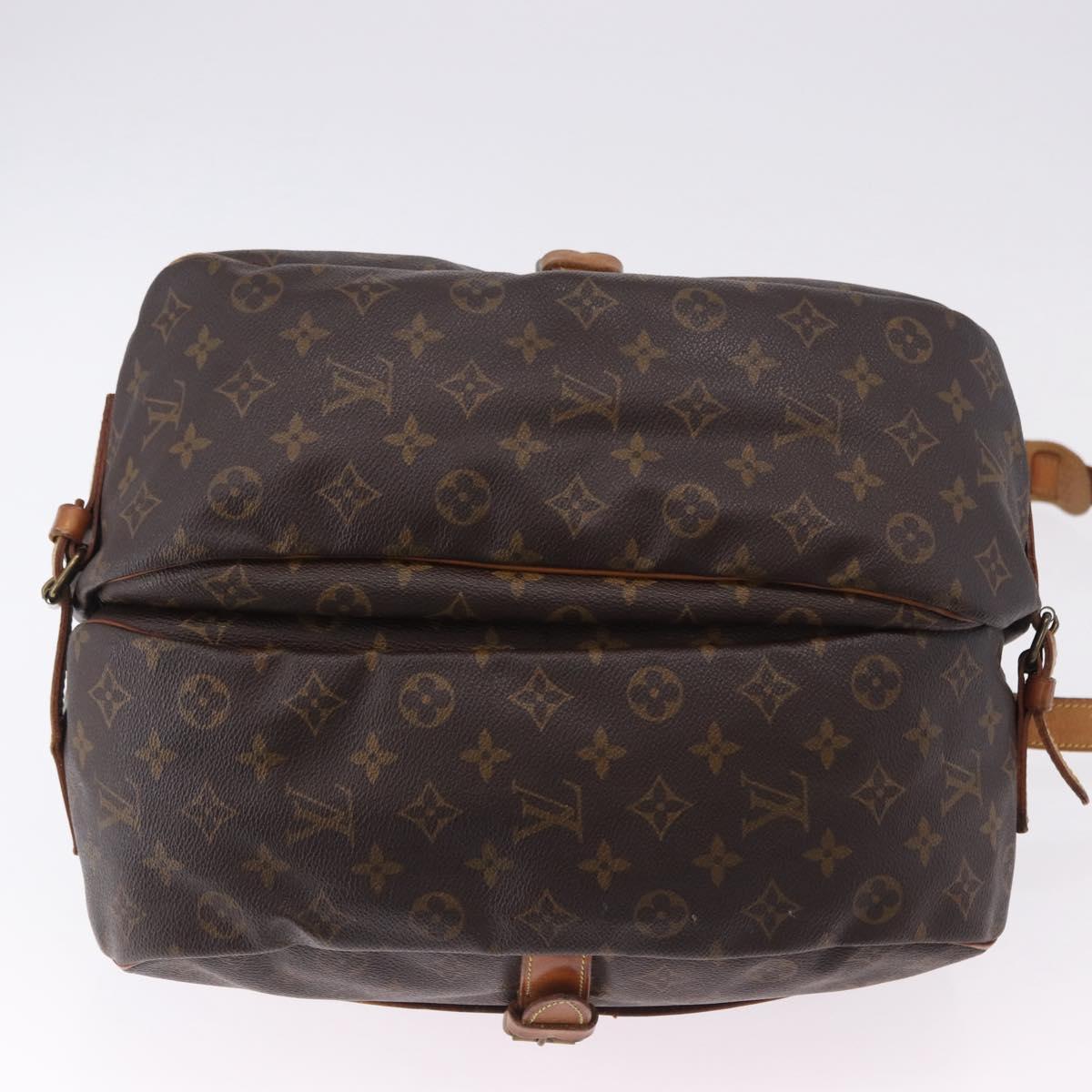 LOUIS VUITTON Monogram Saumur 35 Shoulder Bag M42254 LV Auth BA14087