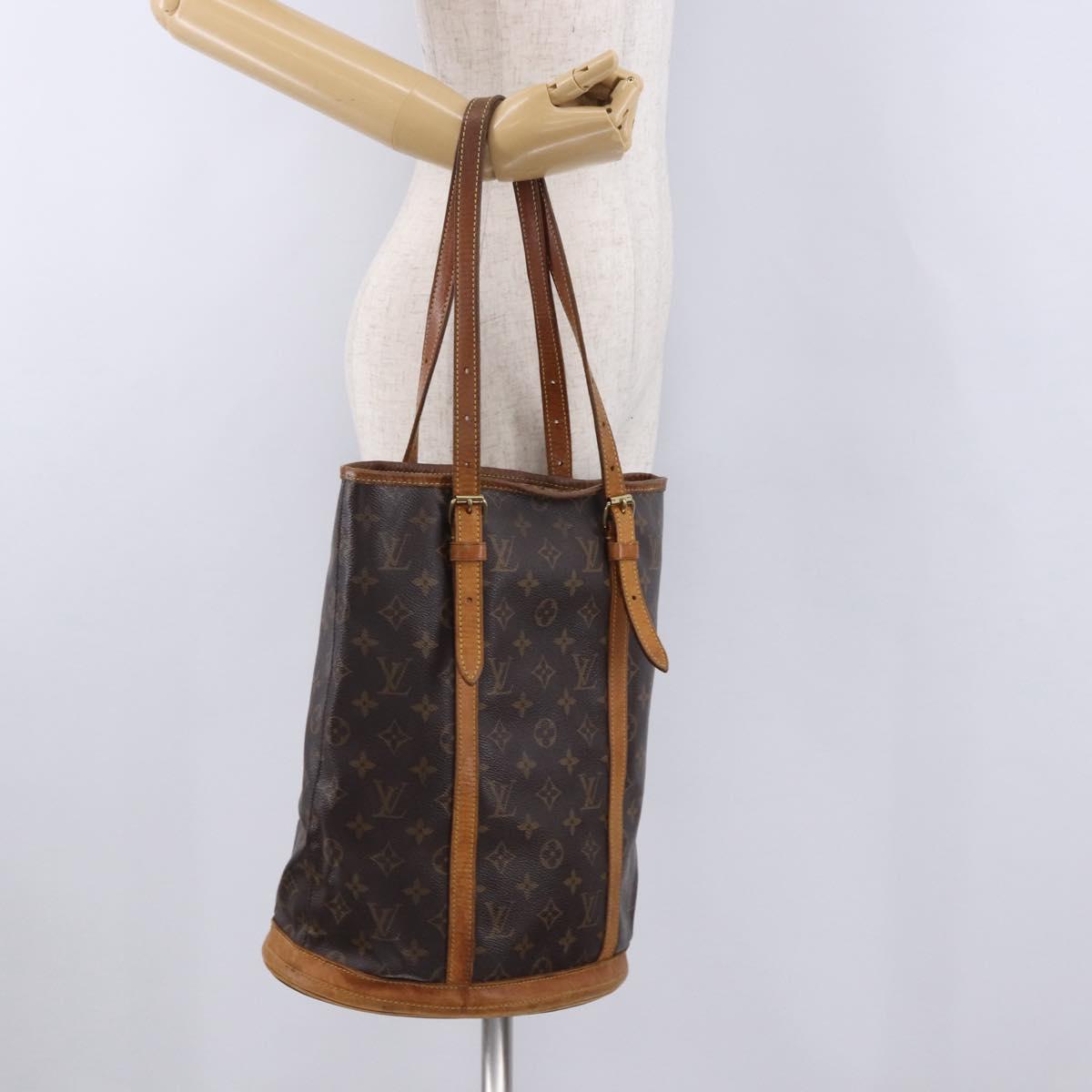 LOUIS VUITTON Monogram Bucket GM Shoulder Bag M42236 LV Auth BA14095