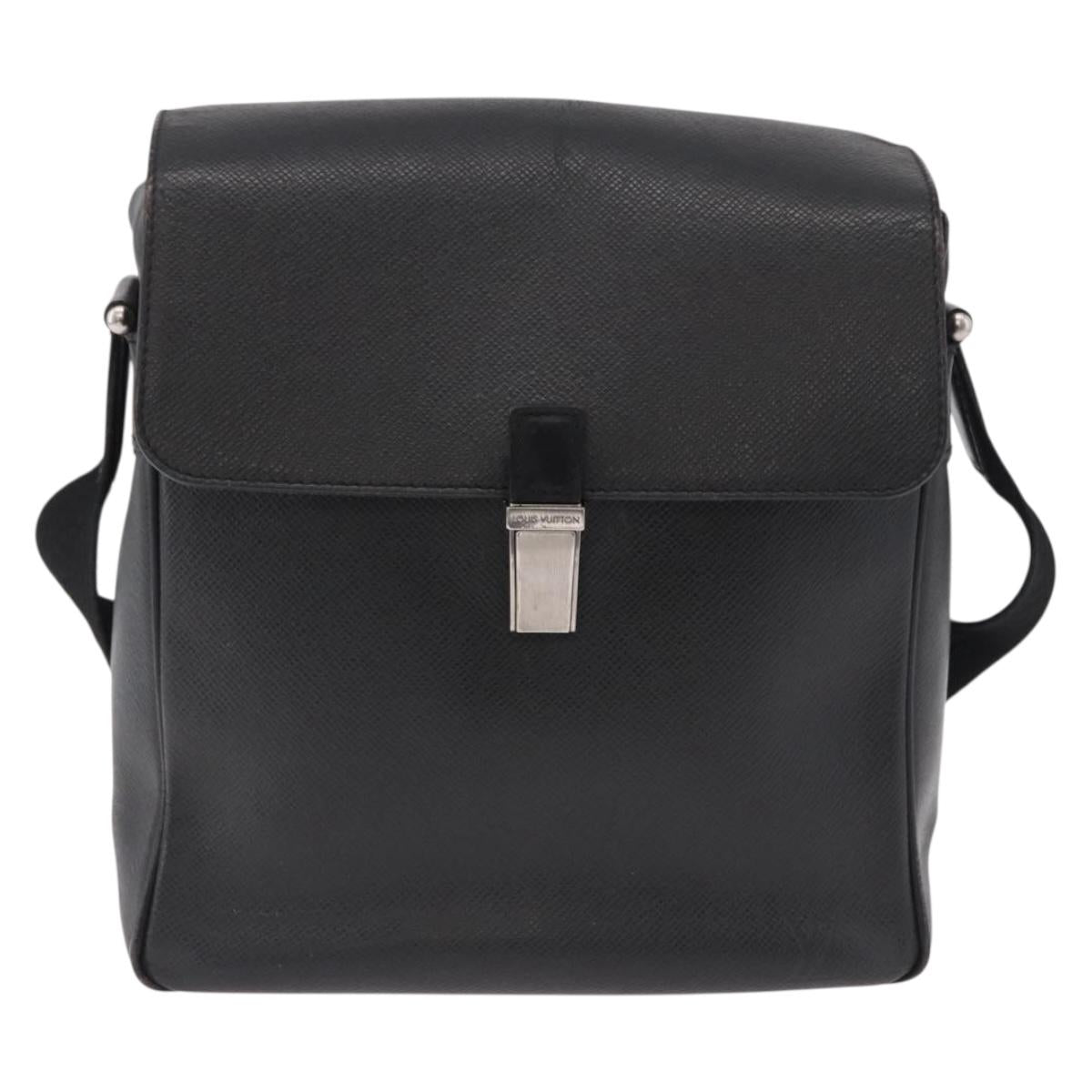 LOUIS VUITTON Taiga Yaranga Shoulder Bag Ardoise M30824 LV Auth BA14105