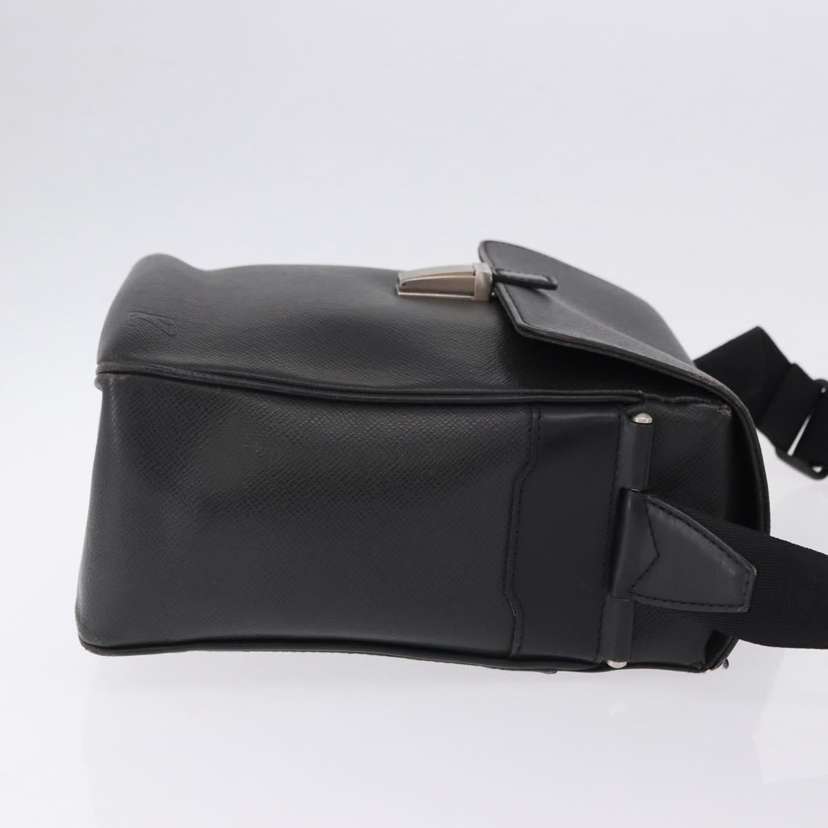 LOUIS VUITTON Taiga Yaranga Shoulder Bag Ardoise M30824 LV Auth BA14105
