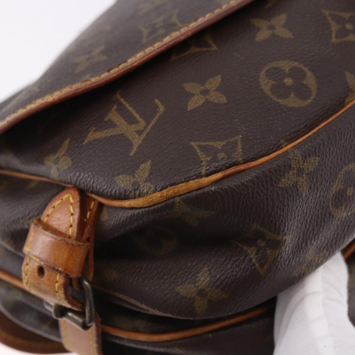 LOUIS VUITTON Monogram Saumur 30 Shoulder Bag M42256 LV Auth BA14106