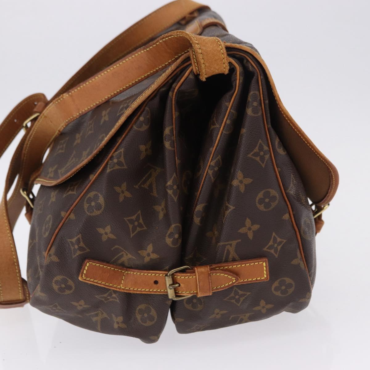 LOUIS VUITTON Monogram Saumur 35 Shoulder Bag M42254 LV Auth BA14171