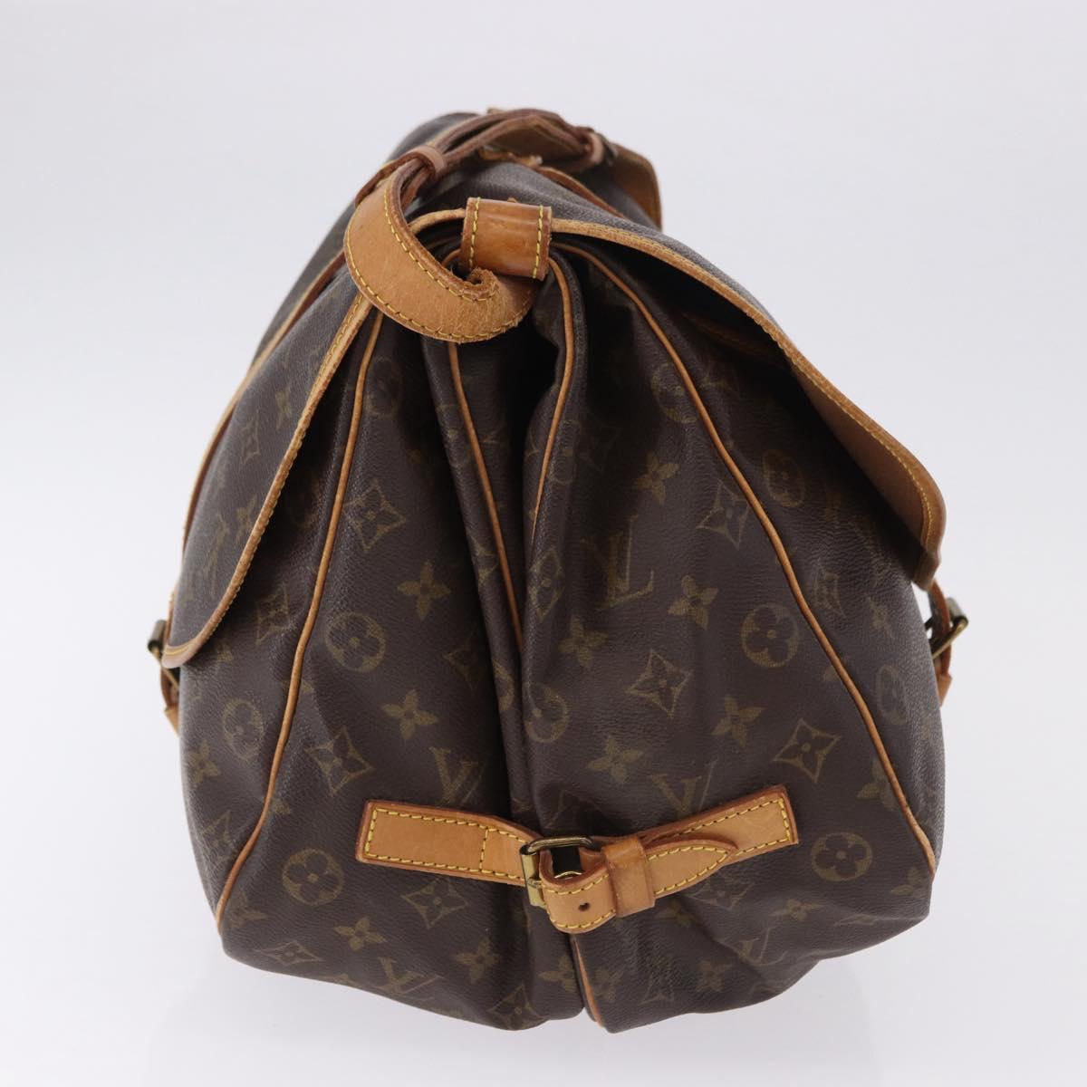 LOUIS VUITTON Monogram Saumur 35 Shoulder Bag M42254 LV Auth BA14173