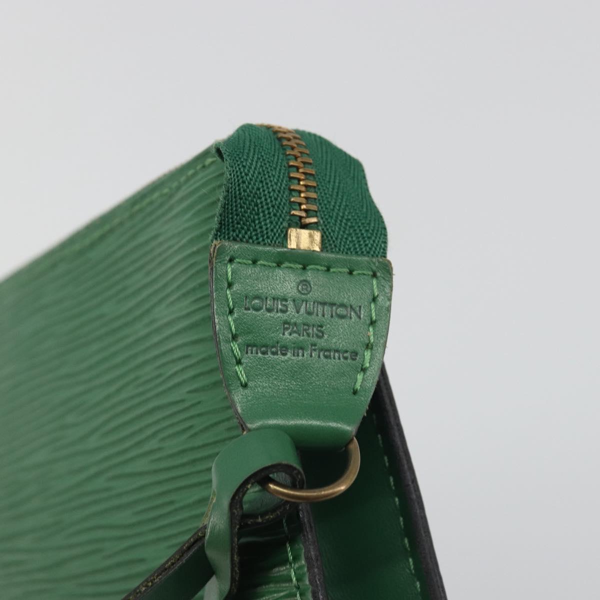 LOUIS VUITTON Epi Pochette Accessoires Accessory Pouch Green M52984 Auth BA14192
