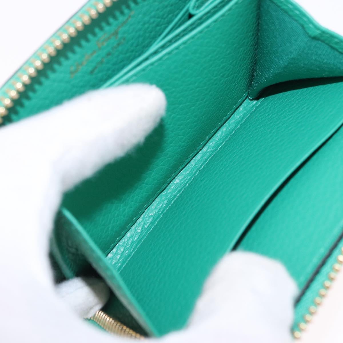 Salvatore Ferragamo Gancini Coin Purse Leather Green Gold Tone Auth BA14262M