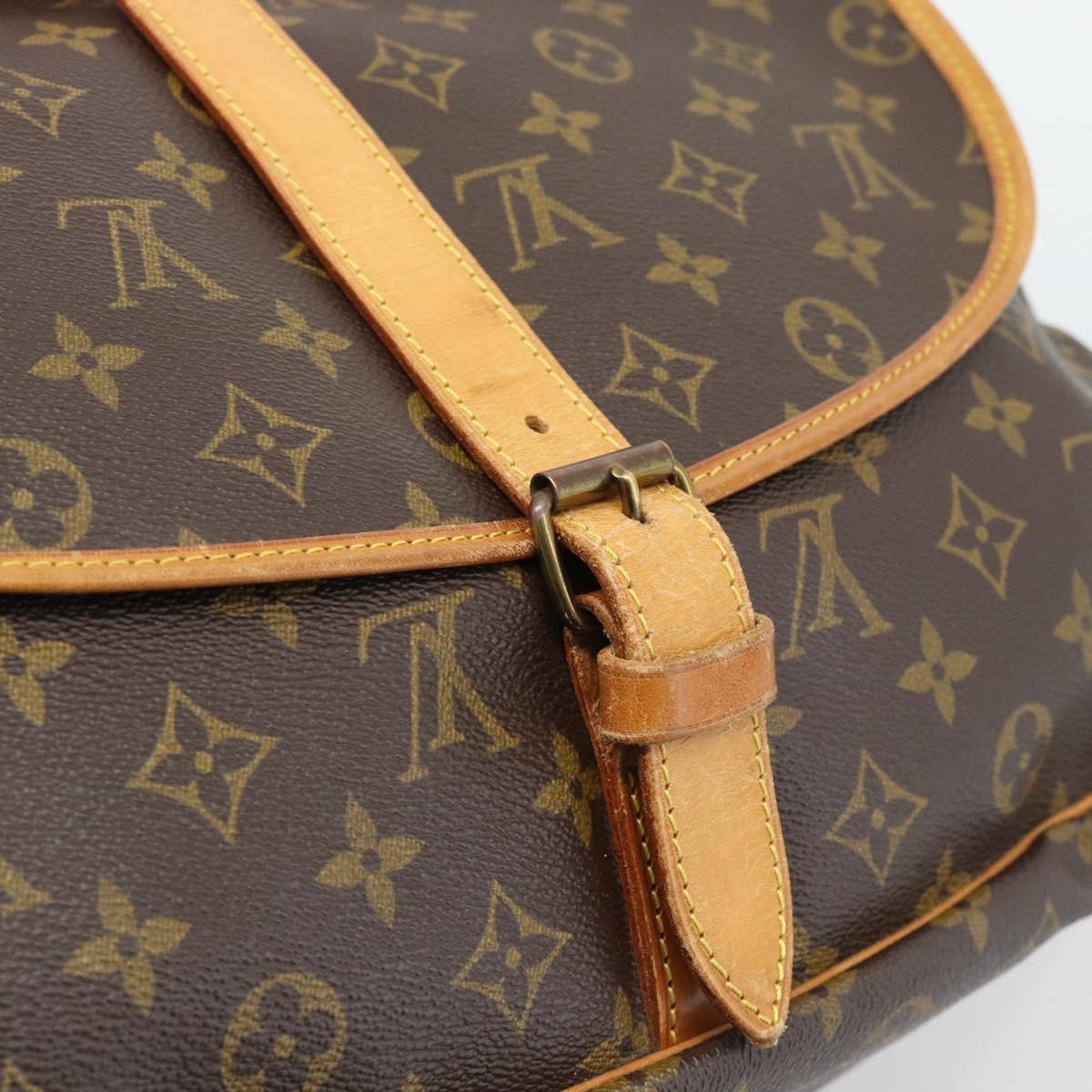 LOUIS VUITTON Monogram Saumur 35 Shoulder Bag M42254 LV Auth BA14391