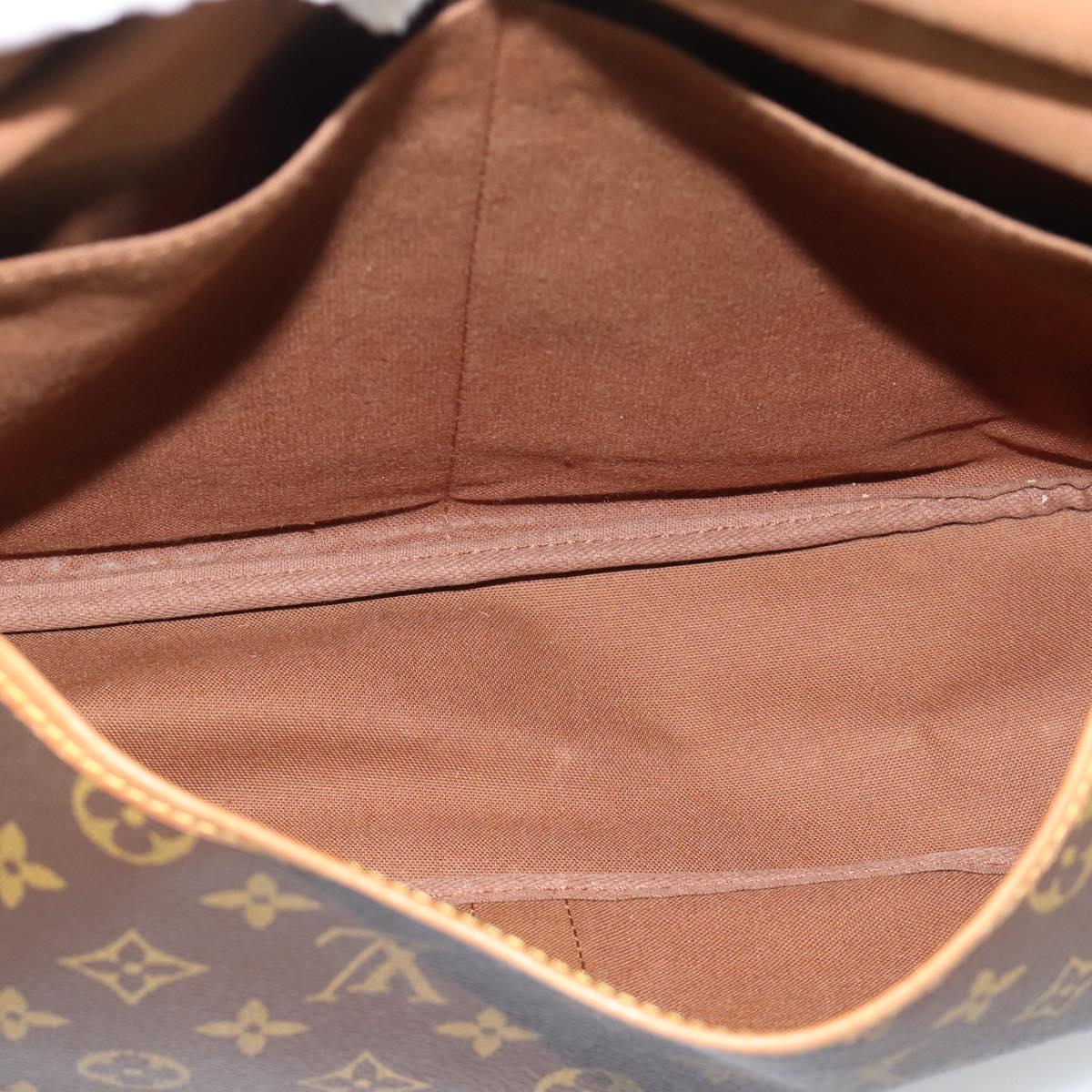 LOUIS VUITTON Monogram Saumur 35 Shoulder Bag M42254 LV Auth BA14391