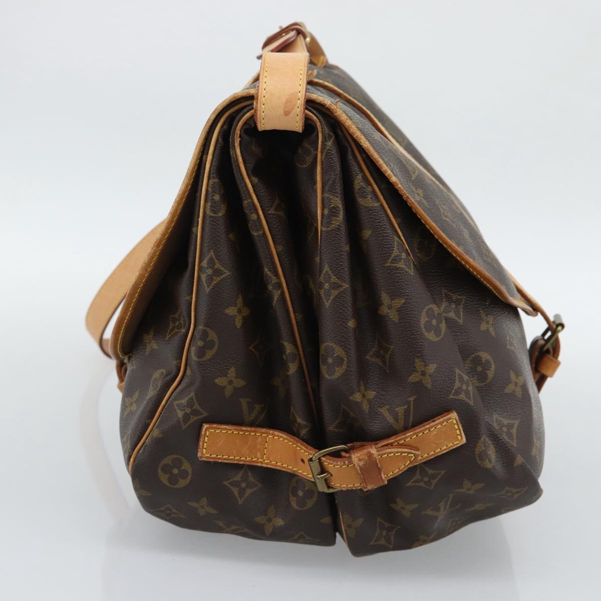 LOUIS VUITTON Monogram Saumur 35 Shoulder Bag M42254 LV Auth BA14391