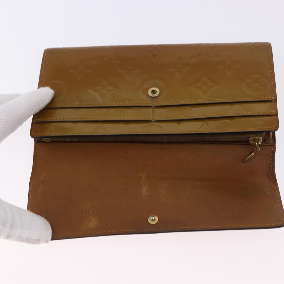 LOUIS VUITTON Vernis Portefeiulle Sarah Long Wallet Moldore M90290 Auth BA14416