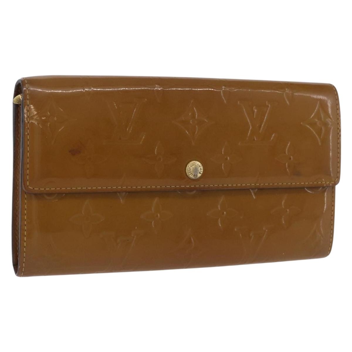 LOUIS VUITTON Vernis Portefeiulle Sarah Long Wallet Moldore M90290 Auth BA14416