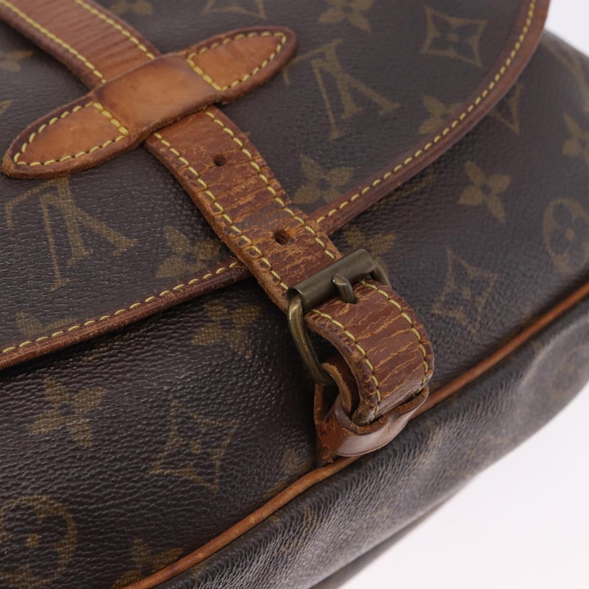 LOUIS VUITTON Monogram Saumur 30 Shoulder Bag M42256 LV Auth BA14441