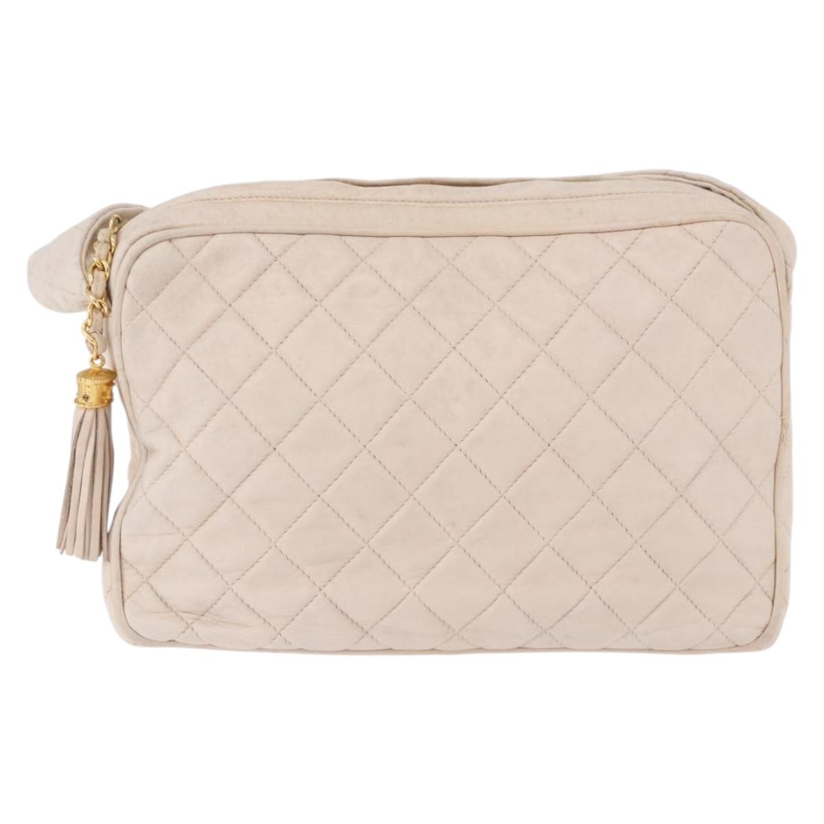 CHANEL Matelasse Shoulder Bag Lamb Skin White Gold CC Auth BA14472