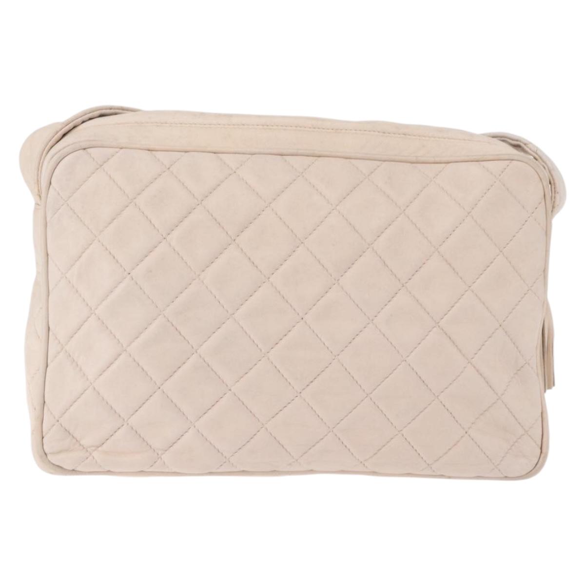 CHANEL Matelasse Shoulder Bag Lamb Skin White Gold CC Auth BA14472