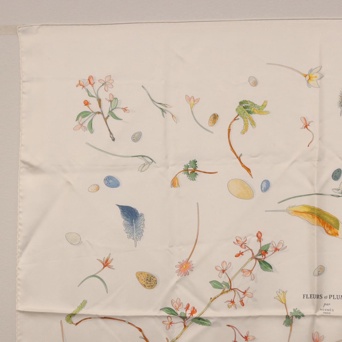 HERMES Carre 90 Scarf Silk White Auth BA14507