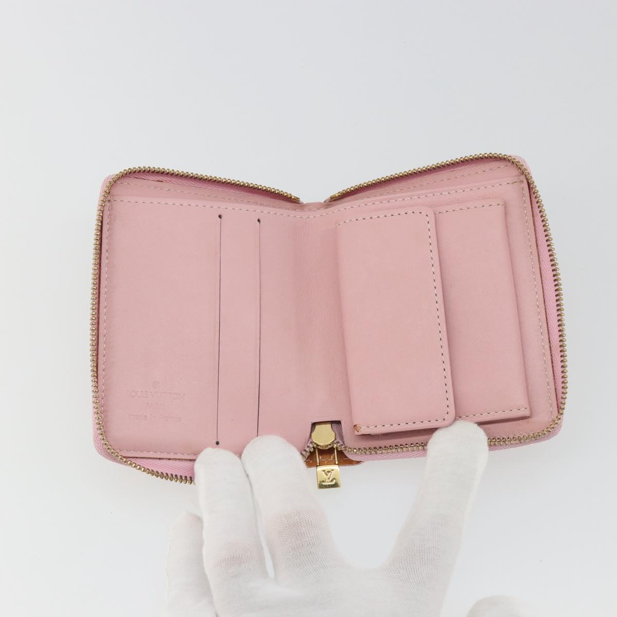 LOUIS VUITTON Monogram Vernis Bloom Coin Purse Marshmallow Pink LV Auth BA14539