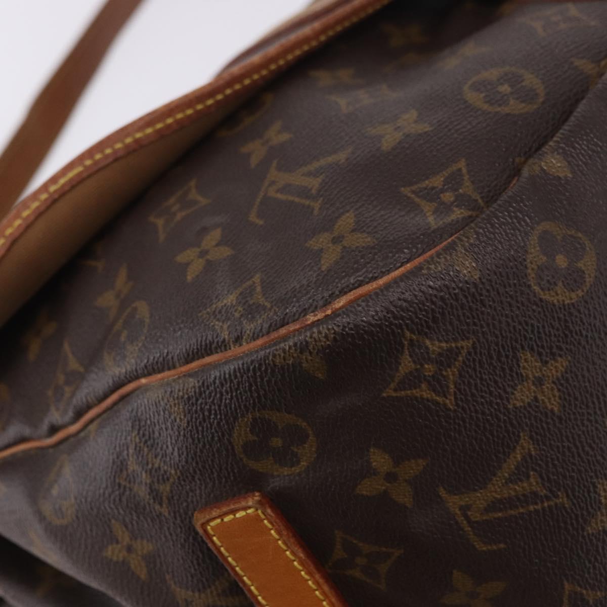 LOUIS VUITTON Monogram Saumur 35 Shoulder Bag M42254 LV Auth BA14551