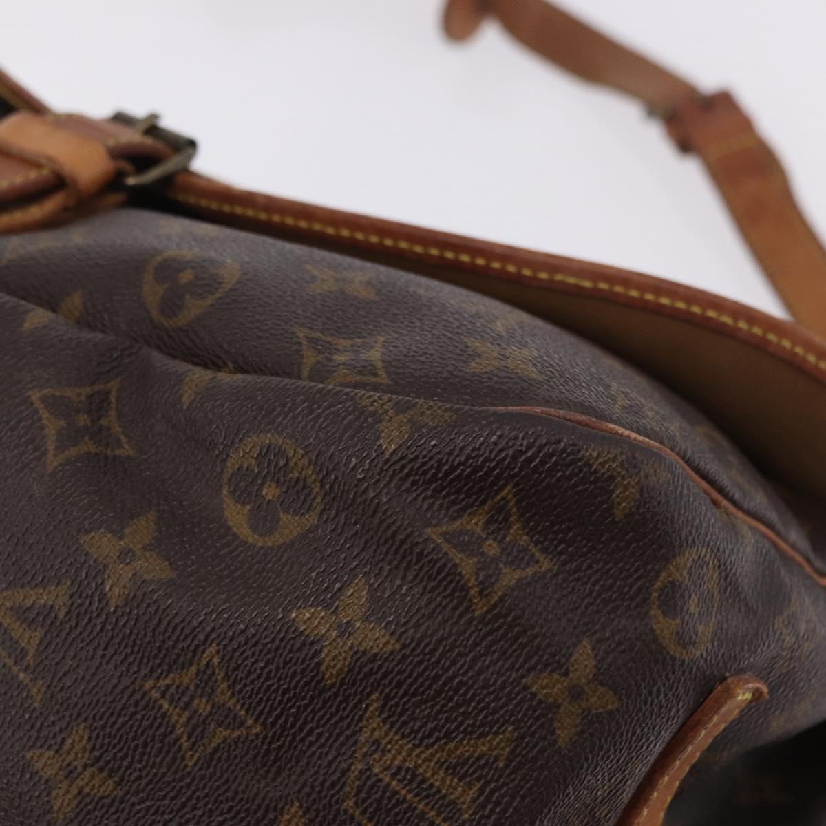 LOUIS VUITTON Monogram Saumur 35 Shoulder Bag M42254 LV Auth BA14551