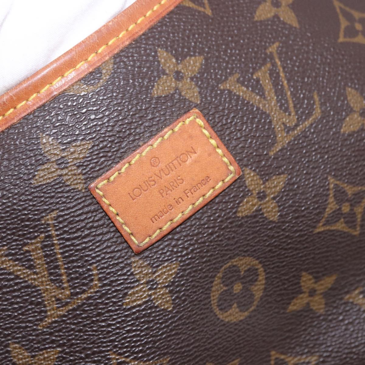 LOUIS VUITTON Monogram Saumur 35 Shoulder Bag M42254 LV Auth BA14551