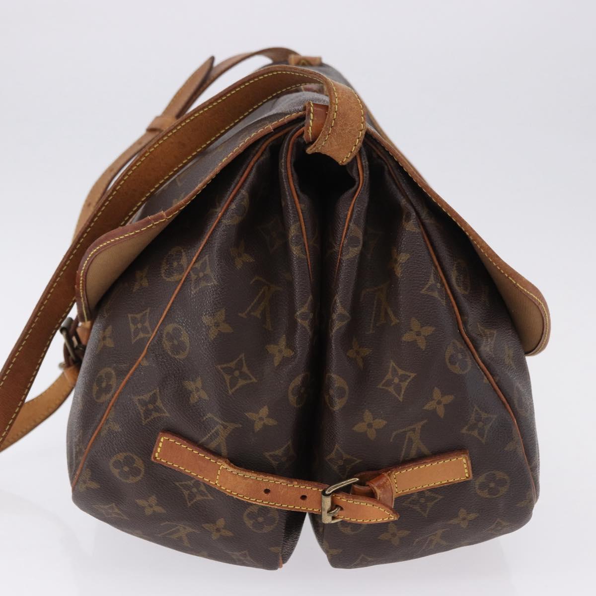LOUIS VUITTON Monogram Saumur 35 Shoulder Bag M42254 LV Auth BA14551