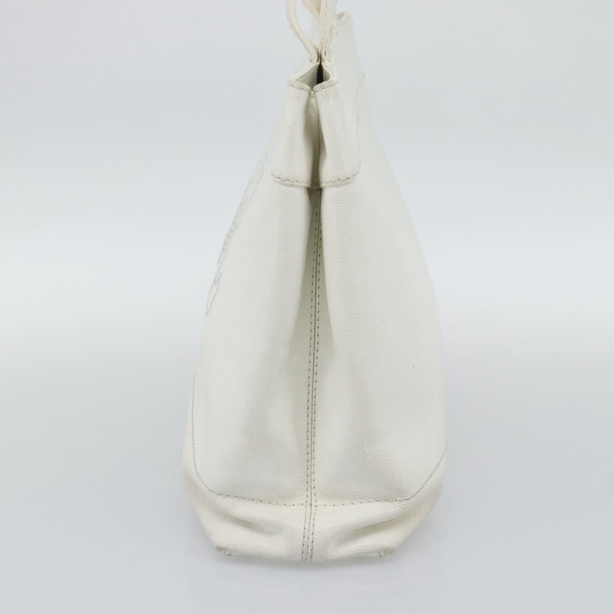 CHANEL Tote Bag Caviar Skin White CC Auth BA14587A