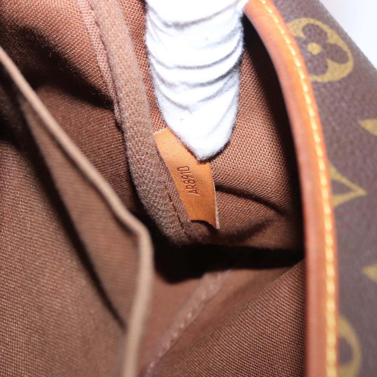 LOUIS VUITTON Monogram Saumur 35 Shoulder Bag M42254 LV Auth BA14675