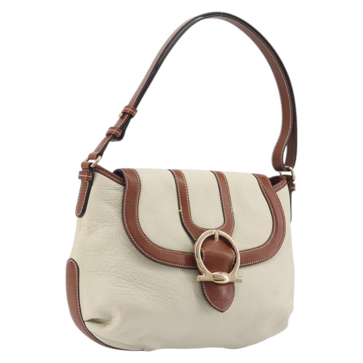 Salvatore Ferragamo Gancini Shoulder Bag Leather White Gold Tone Auth BA14684