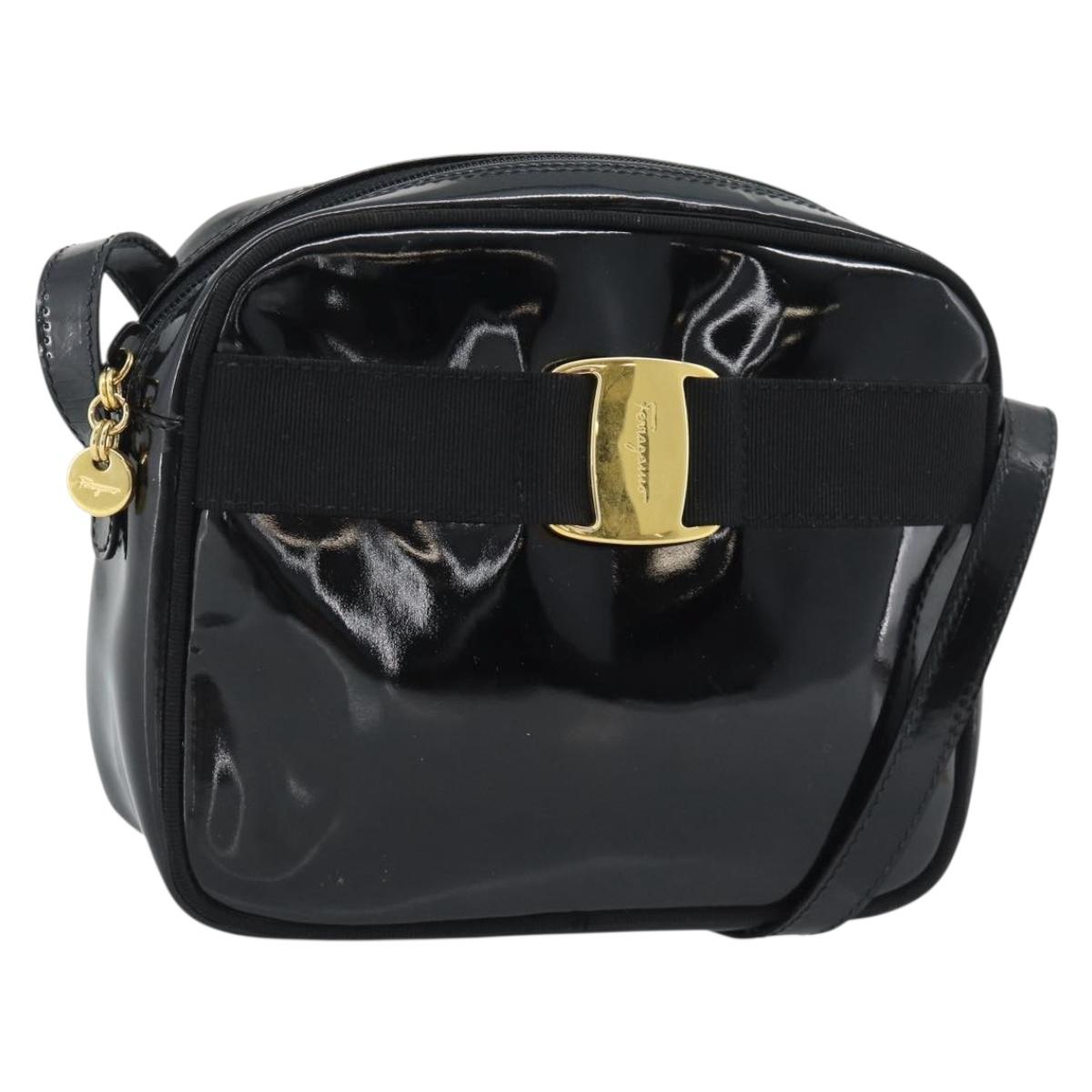 Salvatore Ferragamo Vala Shoulder Bag Patent Black Gold Tone Auth BA14727