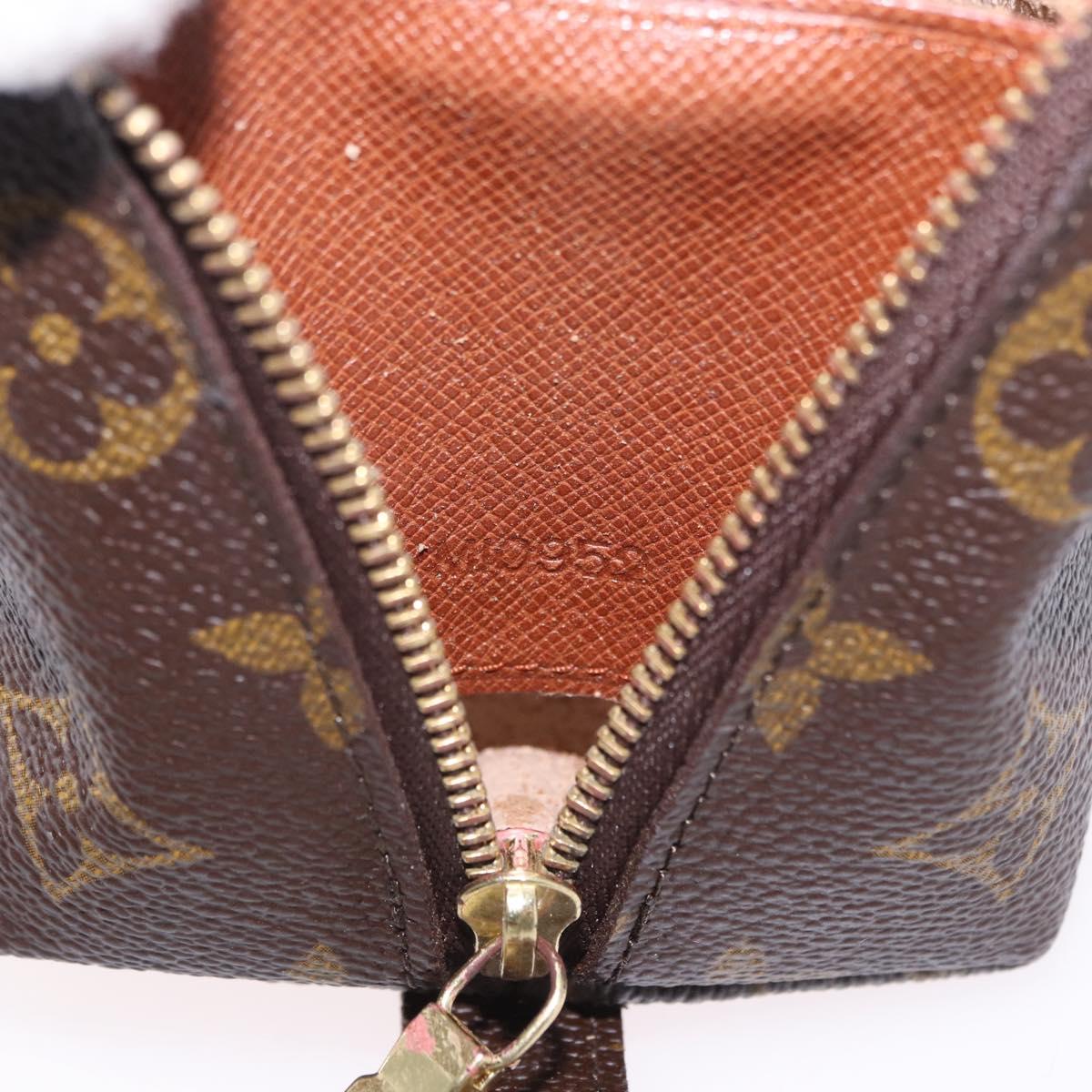 LOUIS VUITTON Monogram Trousse Demi Ronde Cosmetic Pouch M47520 LV Auth BA14754