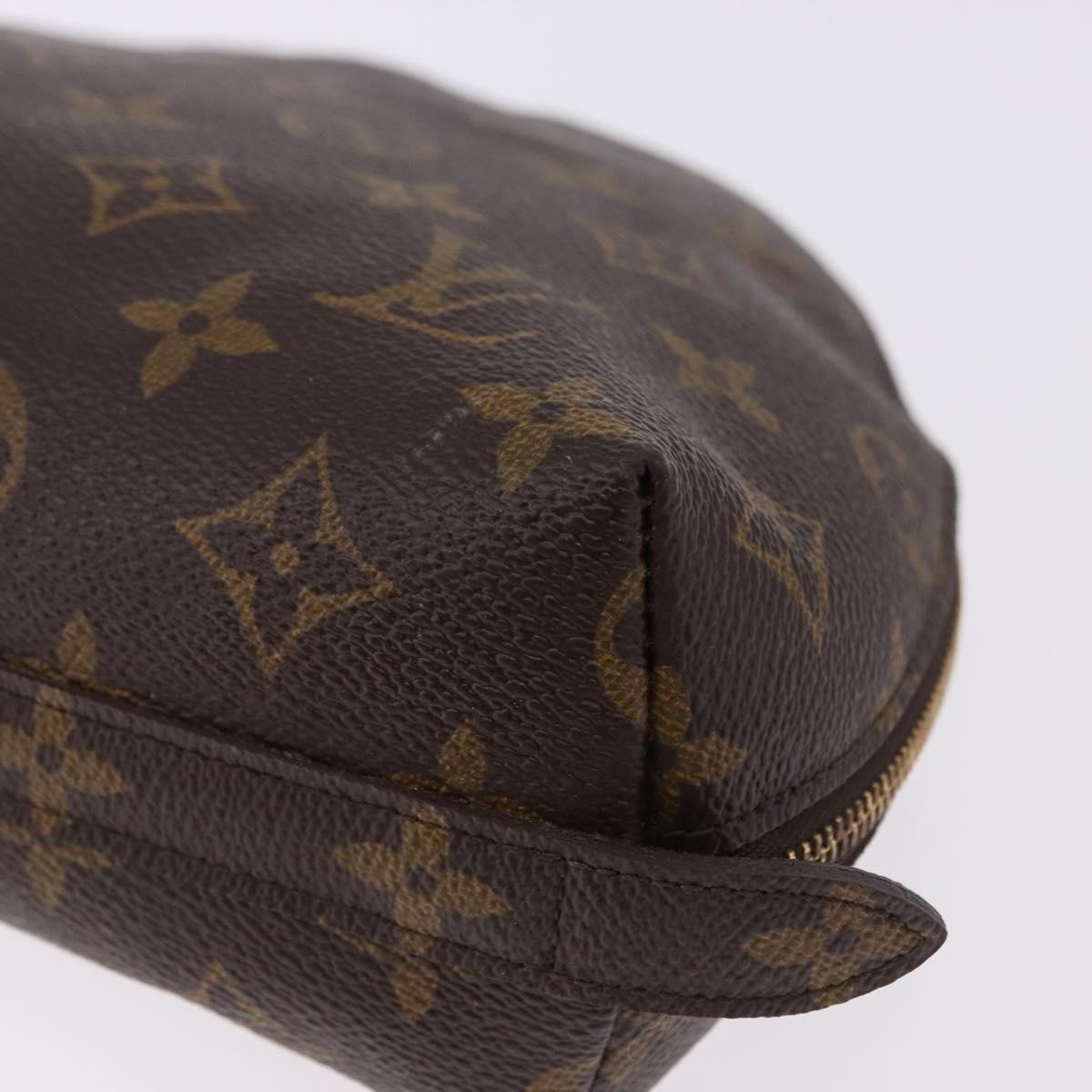 LOUIS VUITTON Monogram Trousse Demi Ronde Cosmetic Pouch M47520 LV Auth BA14754