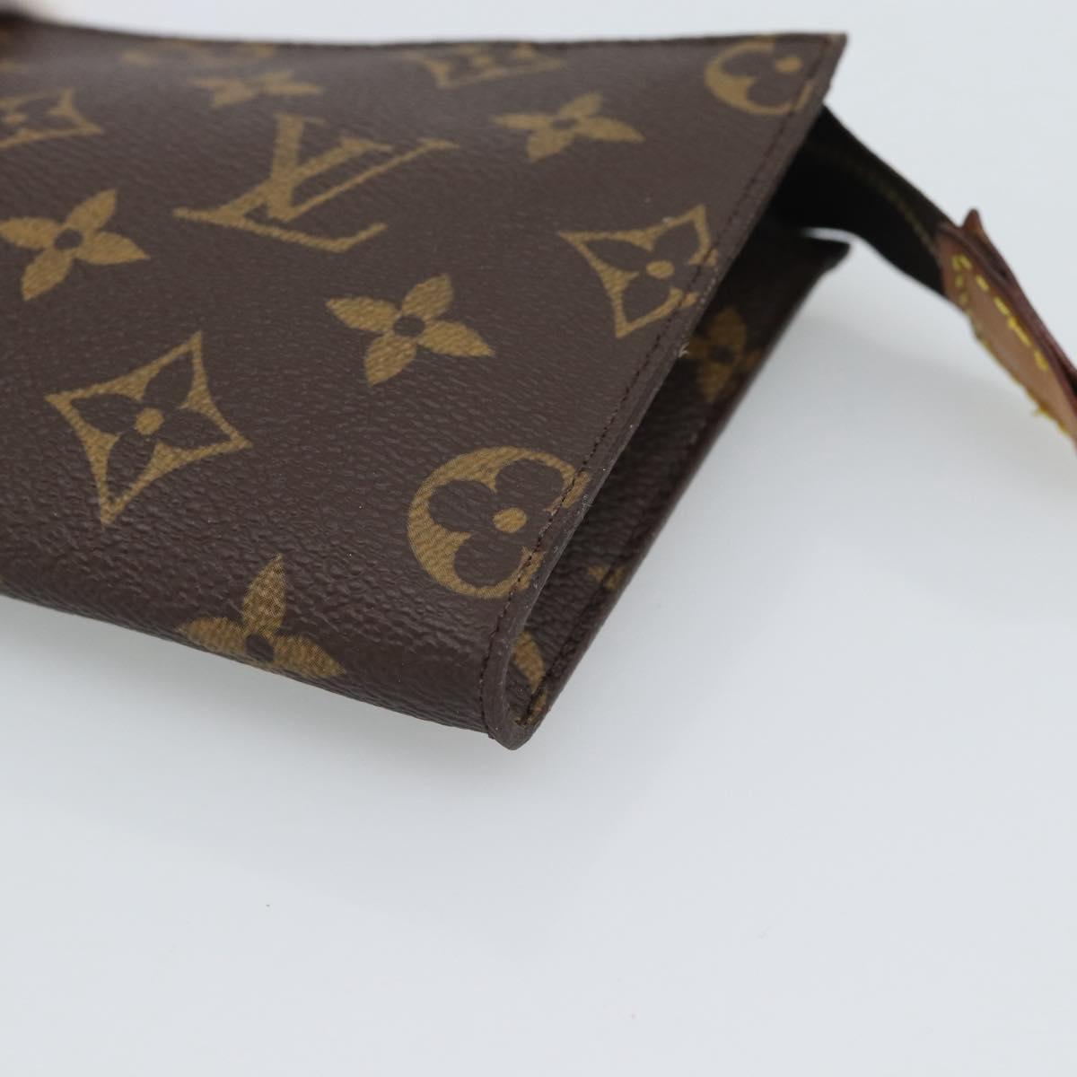 LOUIS VUITTON Monogram Bucket PM Pouch Accessory Pouch LV Auth BA14761
