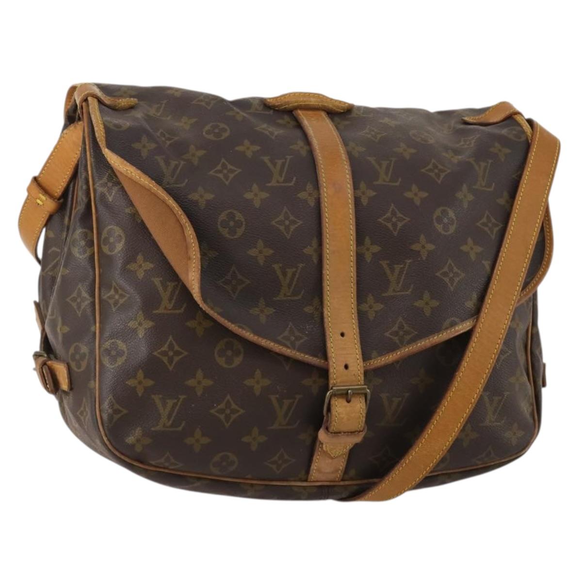 LOUIS VUITTON Monogram Saumur 35 Shoulder Bag M42254 LV Auth BA14790