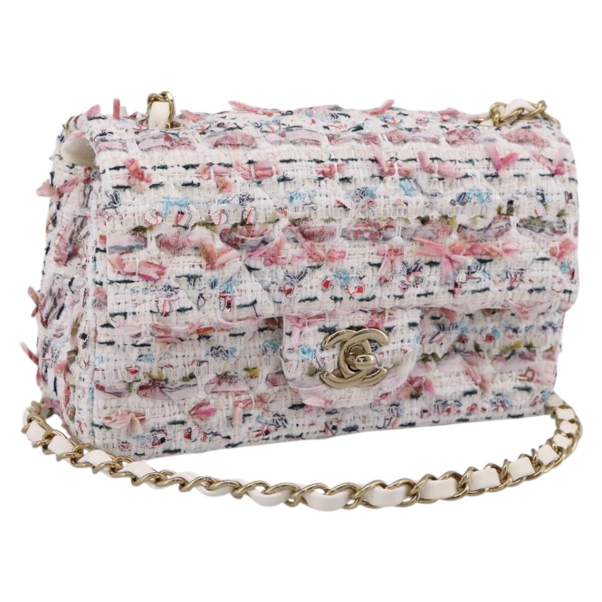 CHANEL Matelasse 20 Chain Shoulder Bag Tweed White Gold Tone CC Auth BA14812SM