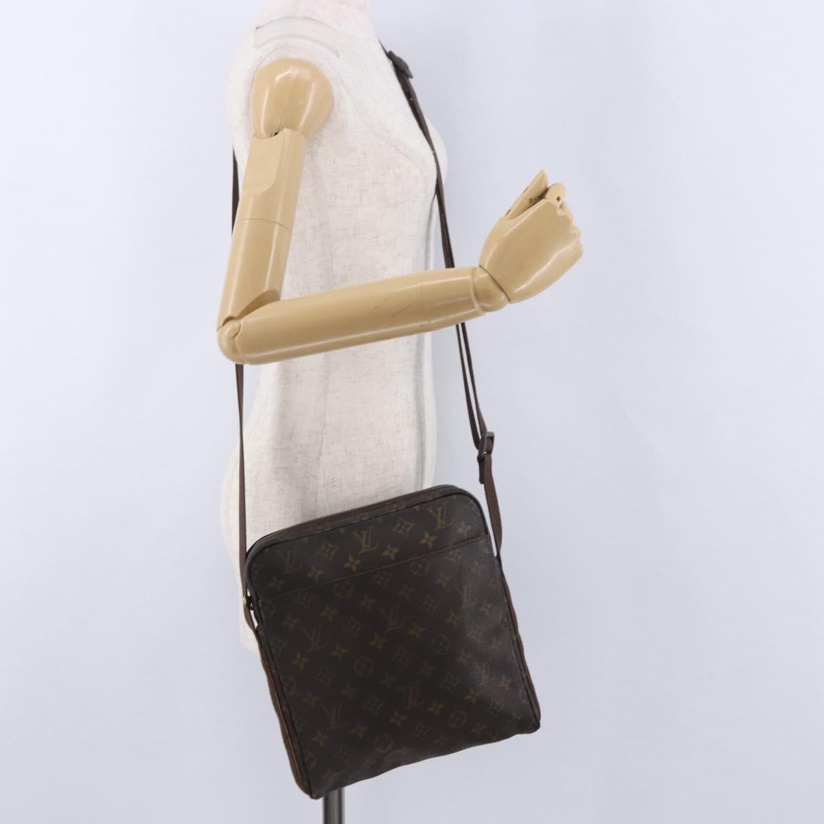 LOUIS VUITTON Monogram Trotteur Bobourg Shoulder Bag M97037 LV Auth BA14903