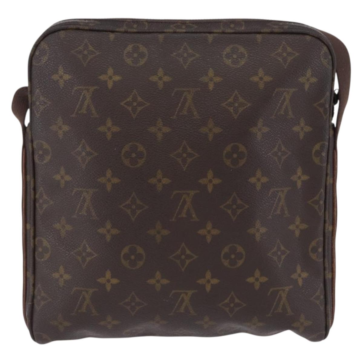 LOUIS VUITTON Monogram Trotteur Bobourg Shoulder Bag M97037 LV Auth BA14903