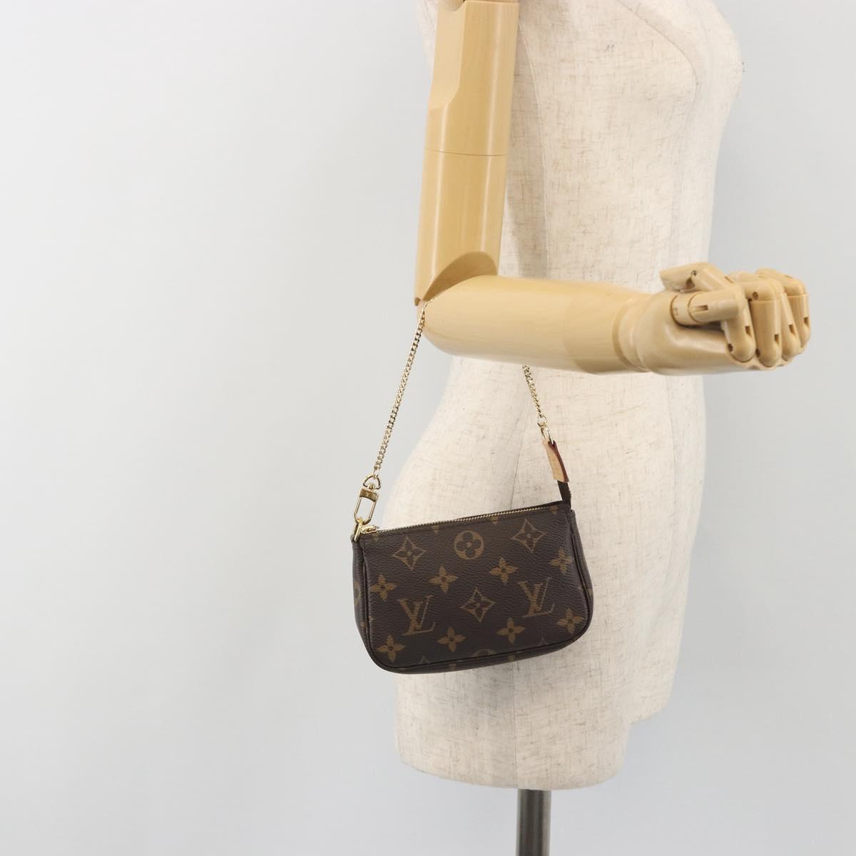 LOUIS VUITTON Monogram Mini Pochette Accessoires Pouch M58009 LV Auth BA14907V