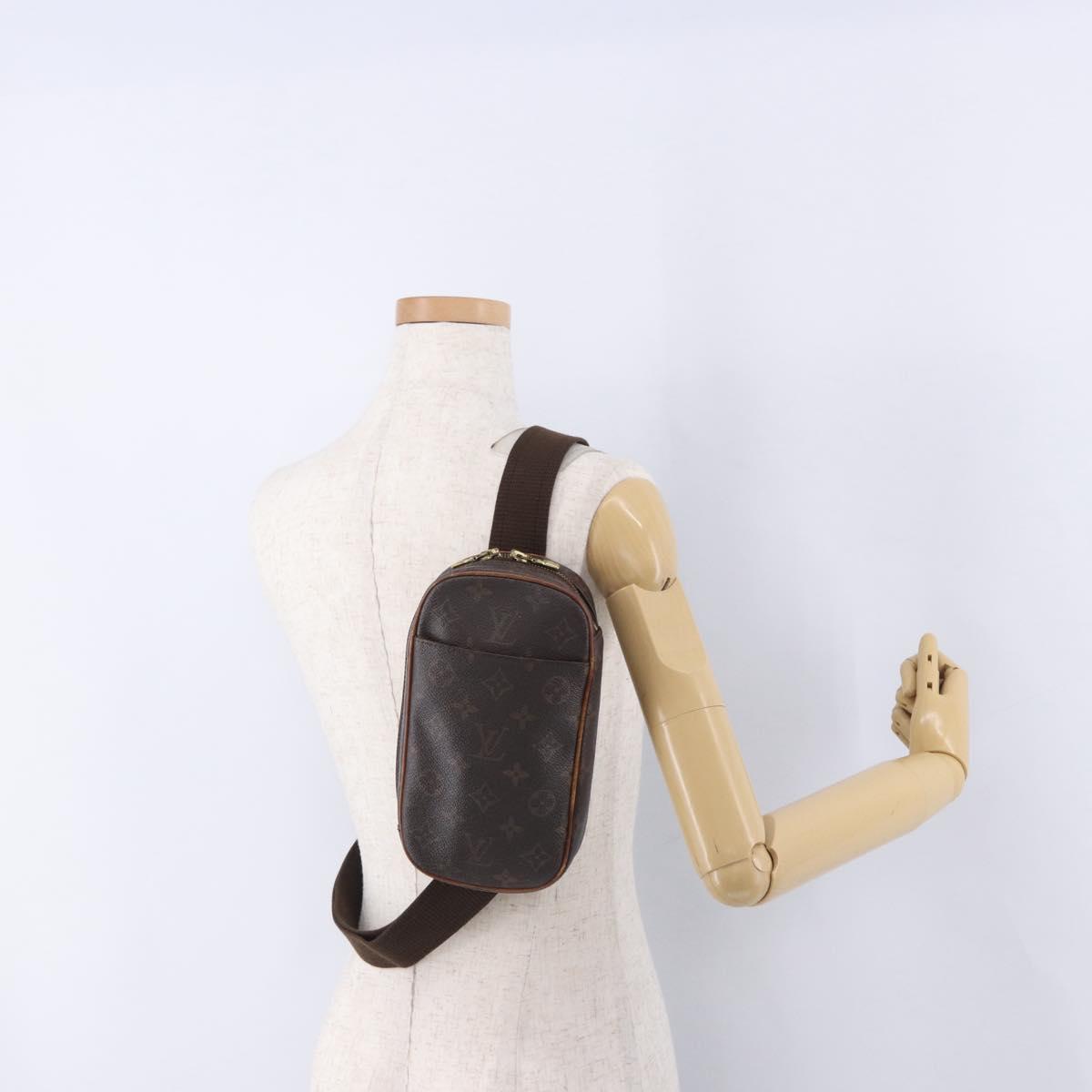 LOUIS VUITTON Monogram Pochette Gange Shoulder Bag M51870 LV Auth BA14920