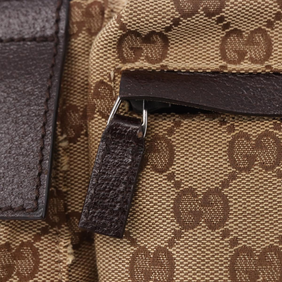 GUCCI GG Canvas Waist Bag Beige Silver 28566 Auth BA14924A