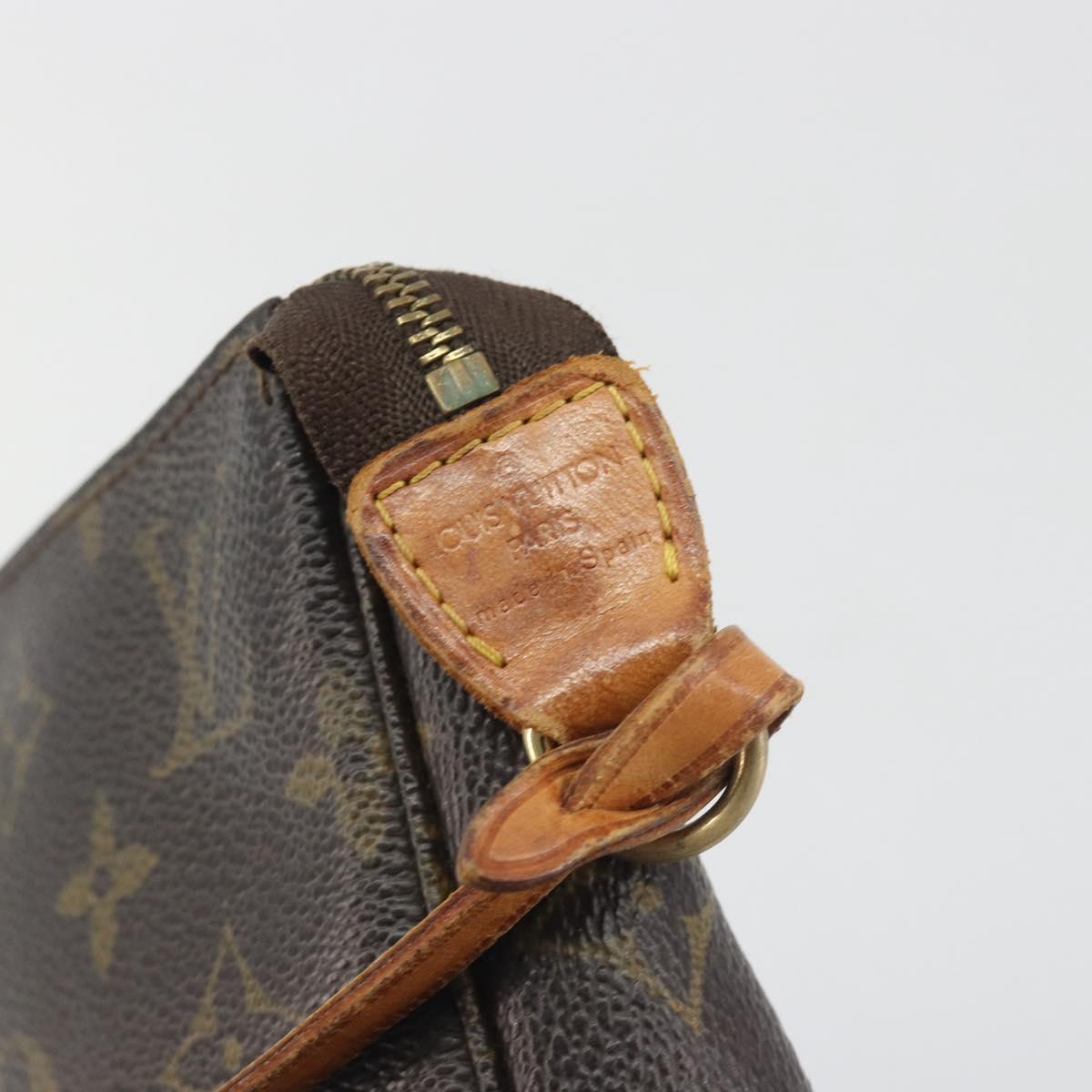LOUIS VUITTON Monogram Pochette Accessoires Pouch M51980 LV Auth BA14959