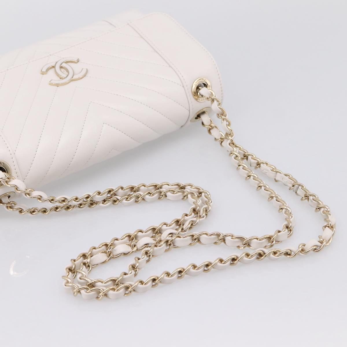 CHANEL V Stitch Chain Chevron Shoulder Bag Leather White Navy CC Auth BA15077SAM