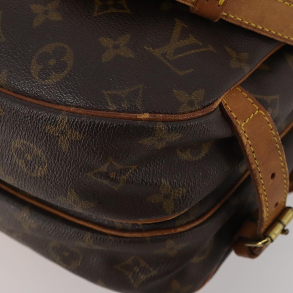 LOUIS VUITTON Monogram Saumur 30 Shoulder Bag M42256 LV Auth BA15083