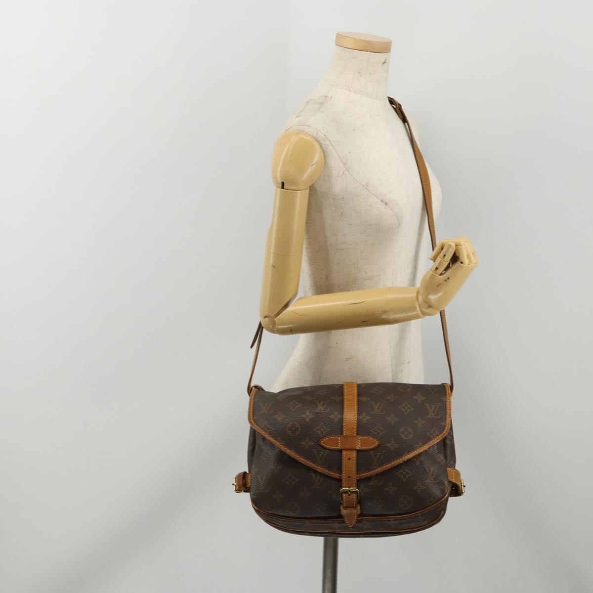 LOUIS VUITTON Monogram Saumur 30 Shoulder Bag M42256 LV Auth BA15083