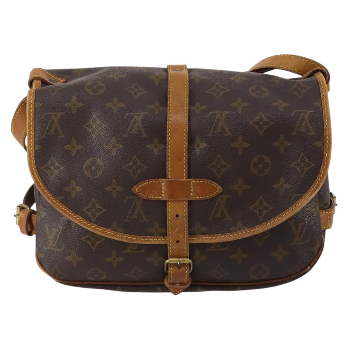 LOUIS VUITTON Monogram Saumur 30 Shoulder Bag M42256 LV Auth BA15083