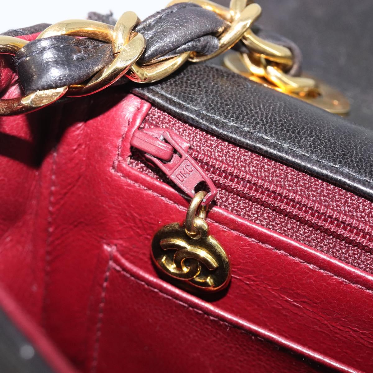 CHANEL Matelasse Chain Shoulder Bag Lamb Skin Black Gold Tone CC Auth BA15526SAV