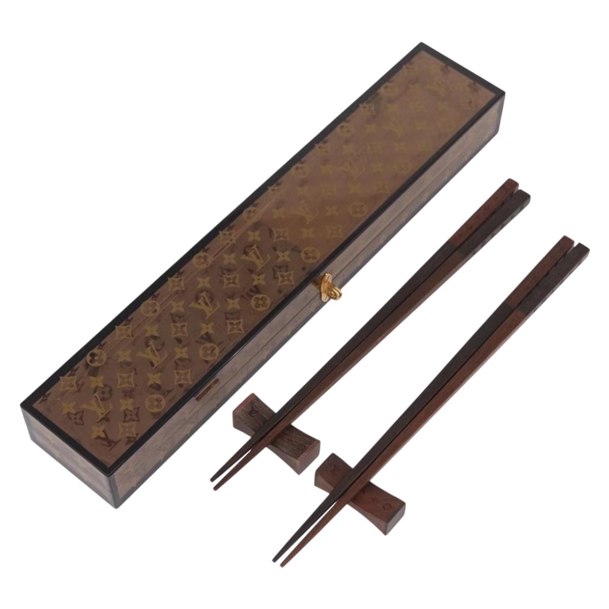 LOUIS VUITTON Baguette Chop Stick Set Wood VIP Only Brown M99171 Auth BA15582V