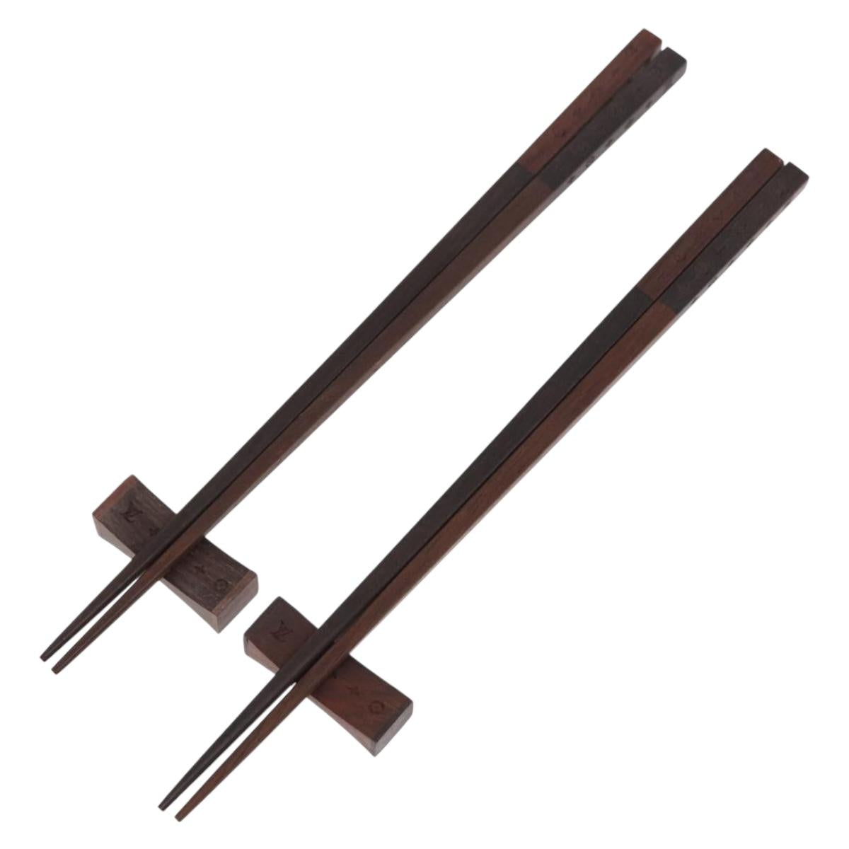 LOUIS VUITTON Baguette Chop Stick Set Wood VIP Only Brown M99171 Auth BA15582V