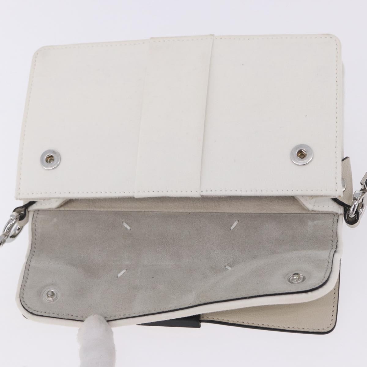 Maison Margiela New Rock Horizontal Bag Leather White Silver Auth BA15641V