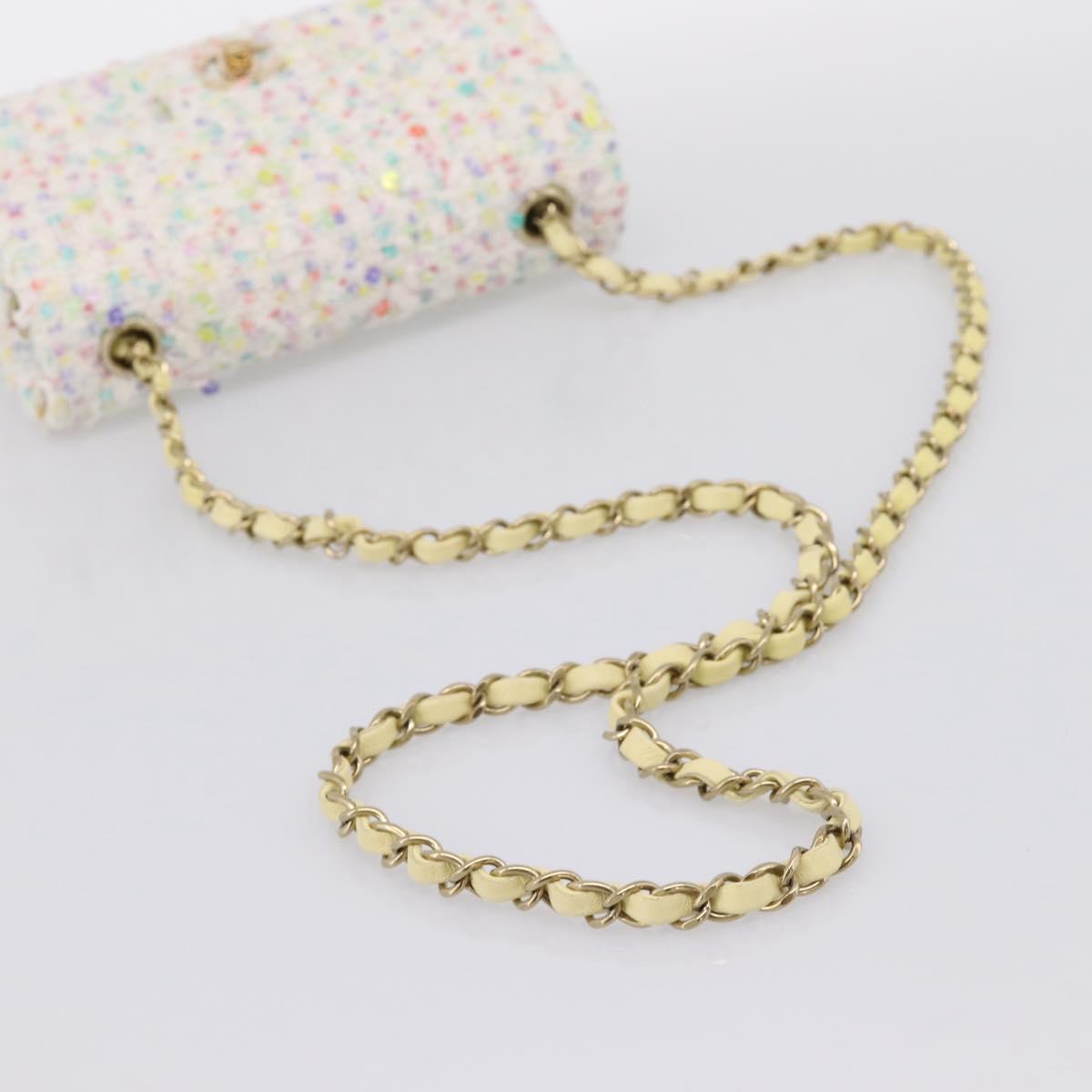 CHANEL Mini Matelasse 20 Single Flap Chain Bag Tweed White CC Auth BA15757SM