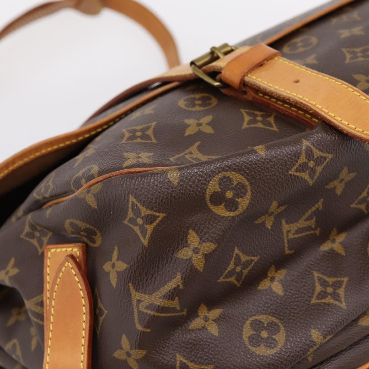 LOUIS VUITTON Monogram Saumur 43 Shoulder Bag M42252 LV Auth BA16012