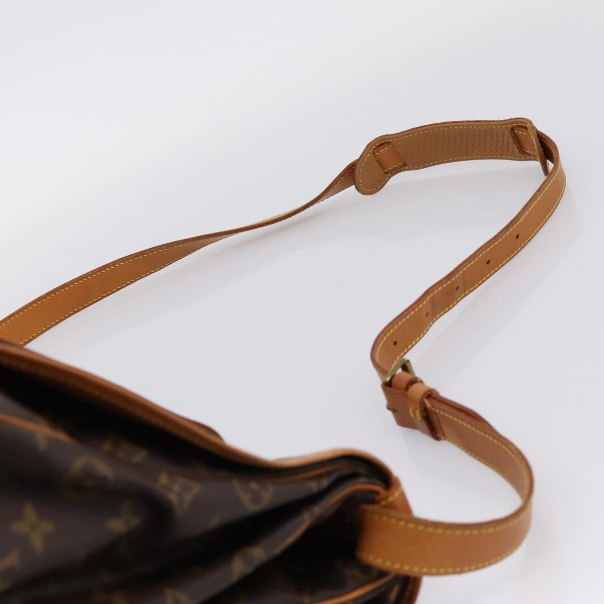 LOUIS VUITTON Monogram Saumur 43 Shoulder Bag M42252 LV Auth BA16012
